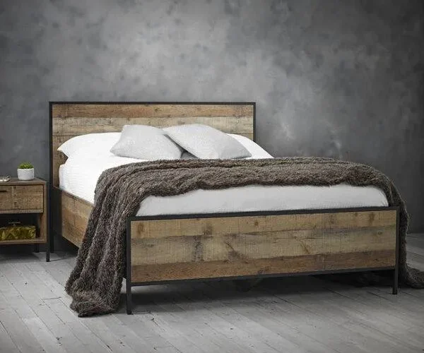 Hoxton Distressed Oak 4.6 Double Bed